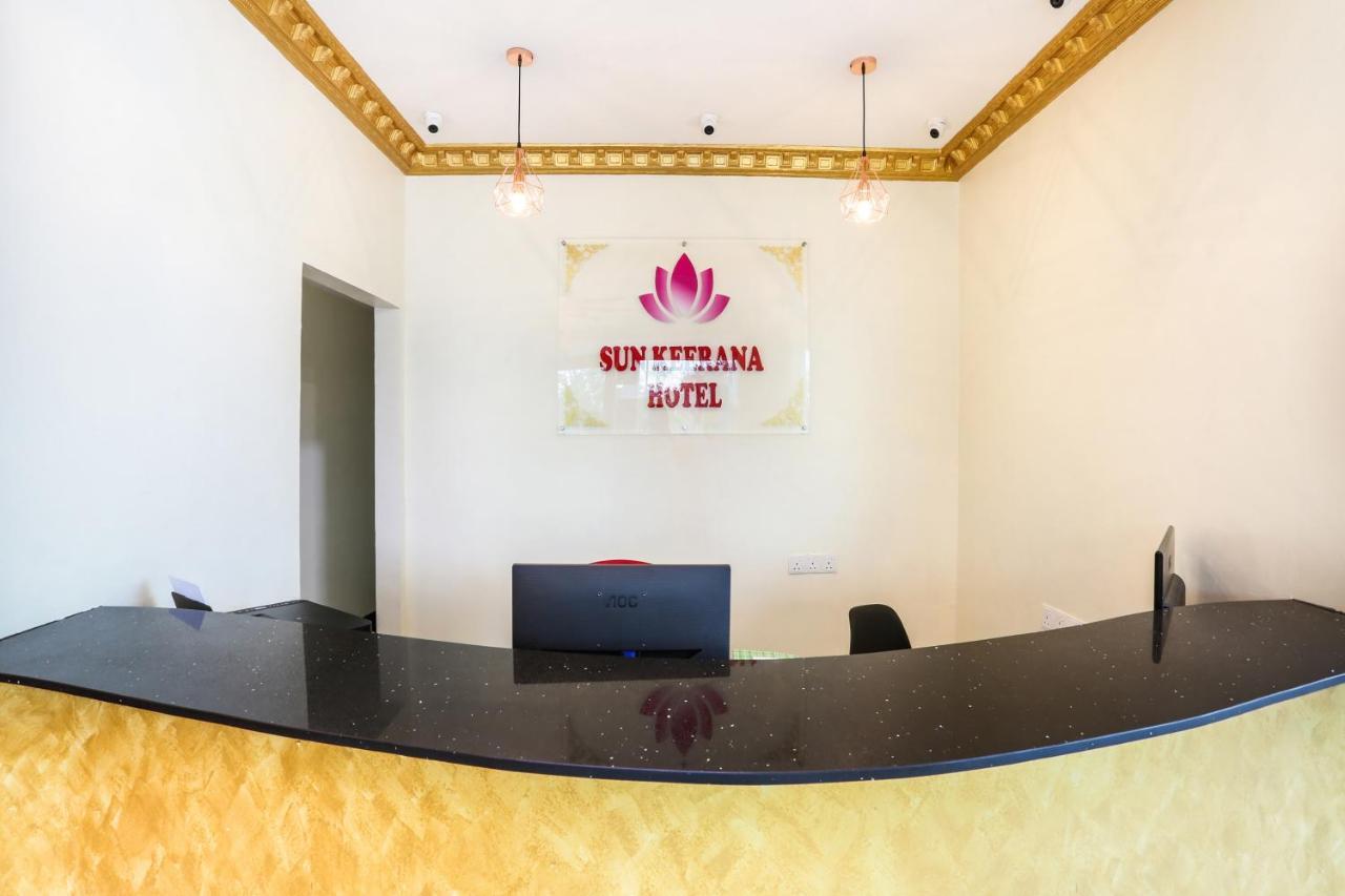 Oyo 89387 Sun Keerana Hotel Кланг Экстерьер фото